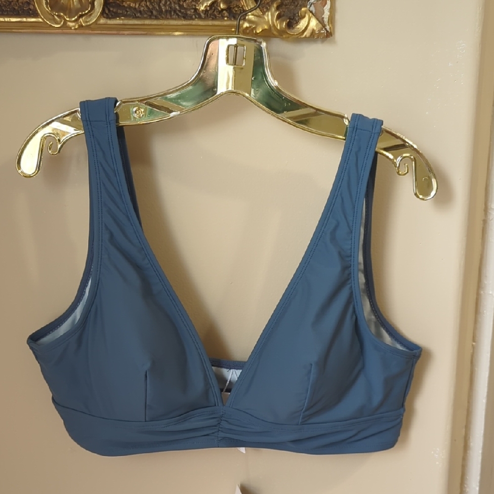 CUPSHE Woman's Bathing Suit Top NWT